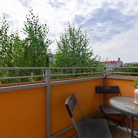Citystay Legnicka Апартаменты
